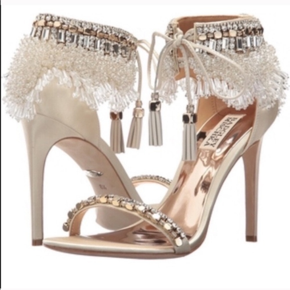 ISO - Badgley Mischka Katrina Heel